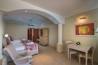 Room Junior Suite Iberostar Hacienda Dominicus