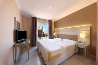 cama en Apartamento hotel Iberostar Málaga Playa