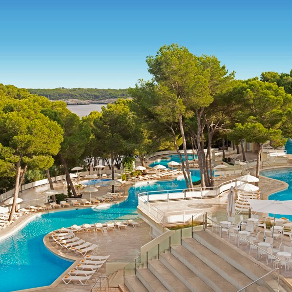 4 and 5-star hotels in Majorca | Iberostar