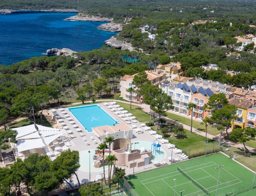 Mallorca family hotel deals | IBEROSTAR Club Cala Barca