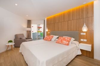 Room Pool-View Double Iberostar Playa de Muro