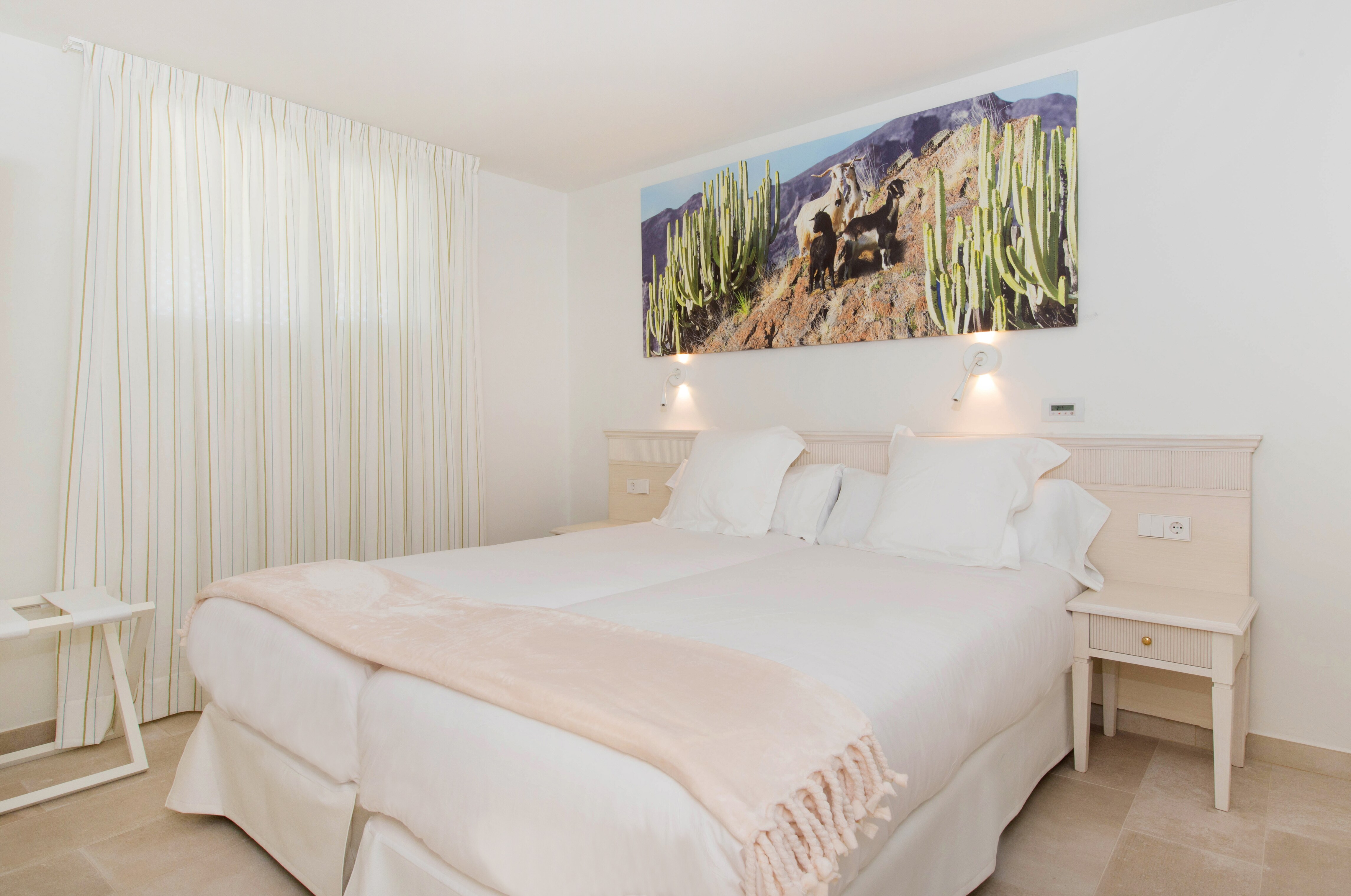esta noche acompañante del hotel anal esta noche acompañante del hotel anal