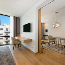 sal&oacute;n en habitaci&oacute;n Junior Suite en Iberostar Lisboa