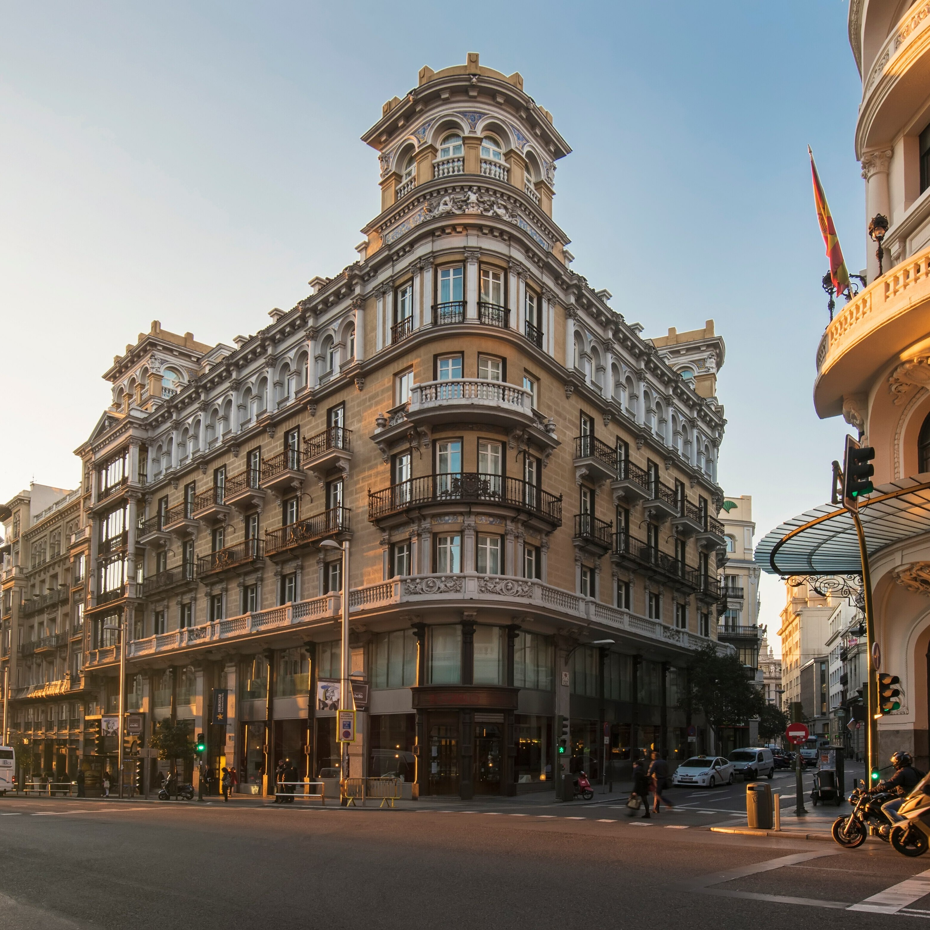 hotel-in-madrid-city-centre-iberostar