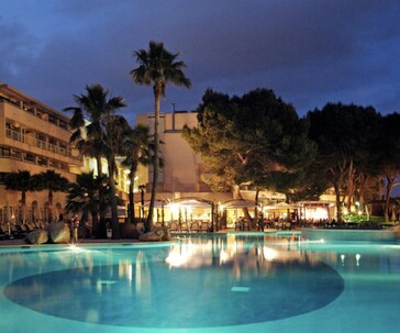 tennis iberostar holidays paddle